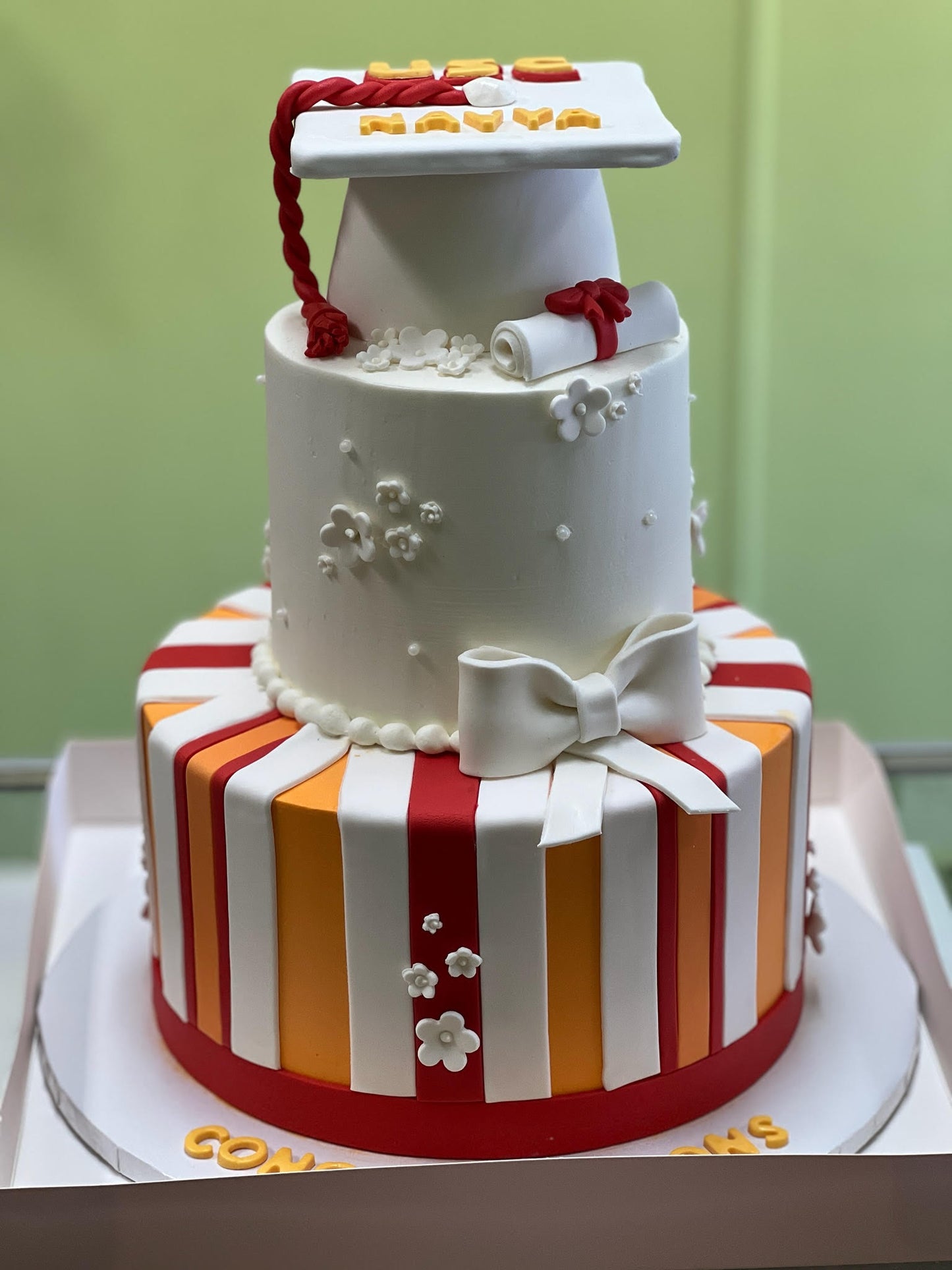 Graduation Cake 2 Tier